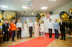 ВЫПУСКНОЙ В ШКОЛЕ