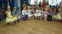 Будни и праздники в старшей группе