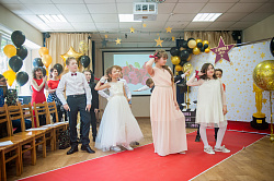 ВЫПУСКНОЙ В ШКОЛЕ